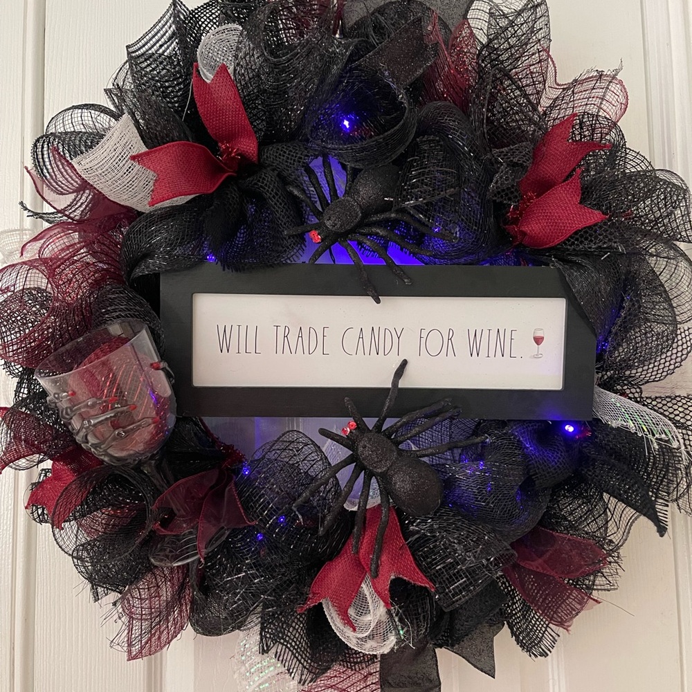 RAE DUNN SPOOKY & FUNNY HALLOWEEN WREATH “Will Trade Candy for WINE!!”